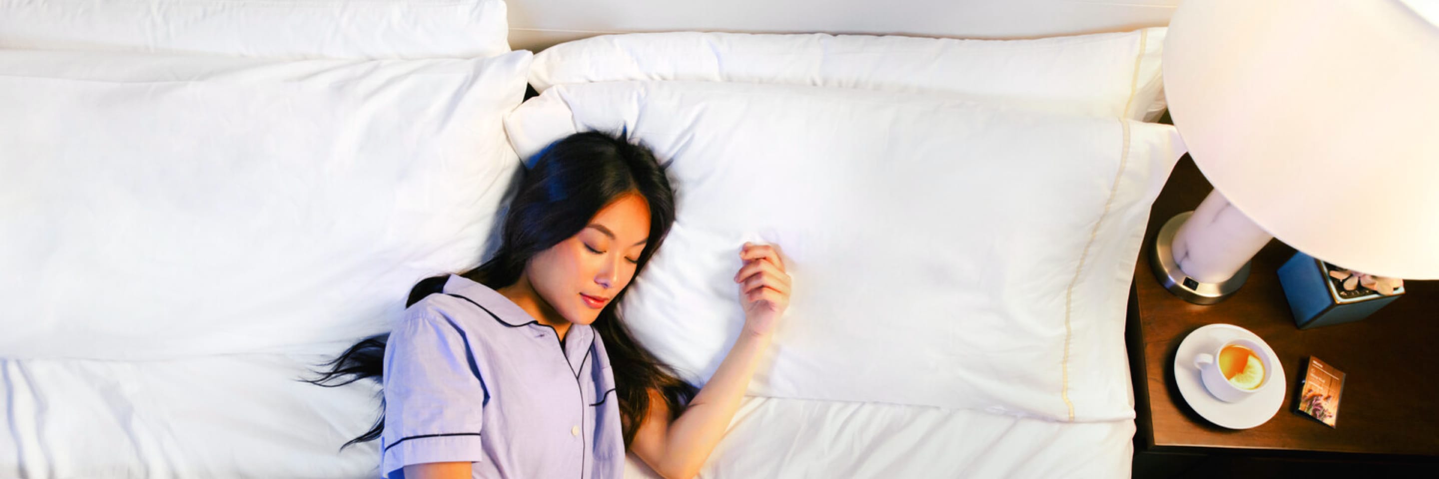 女士乐享酣然好梦